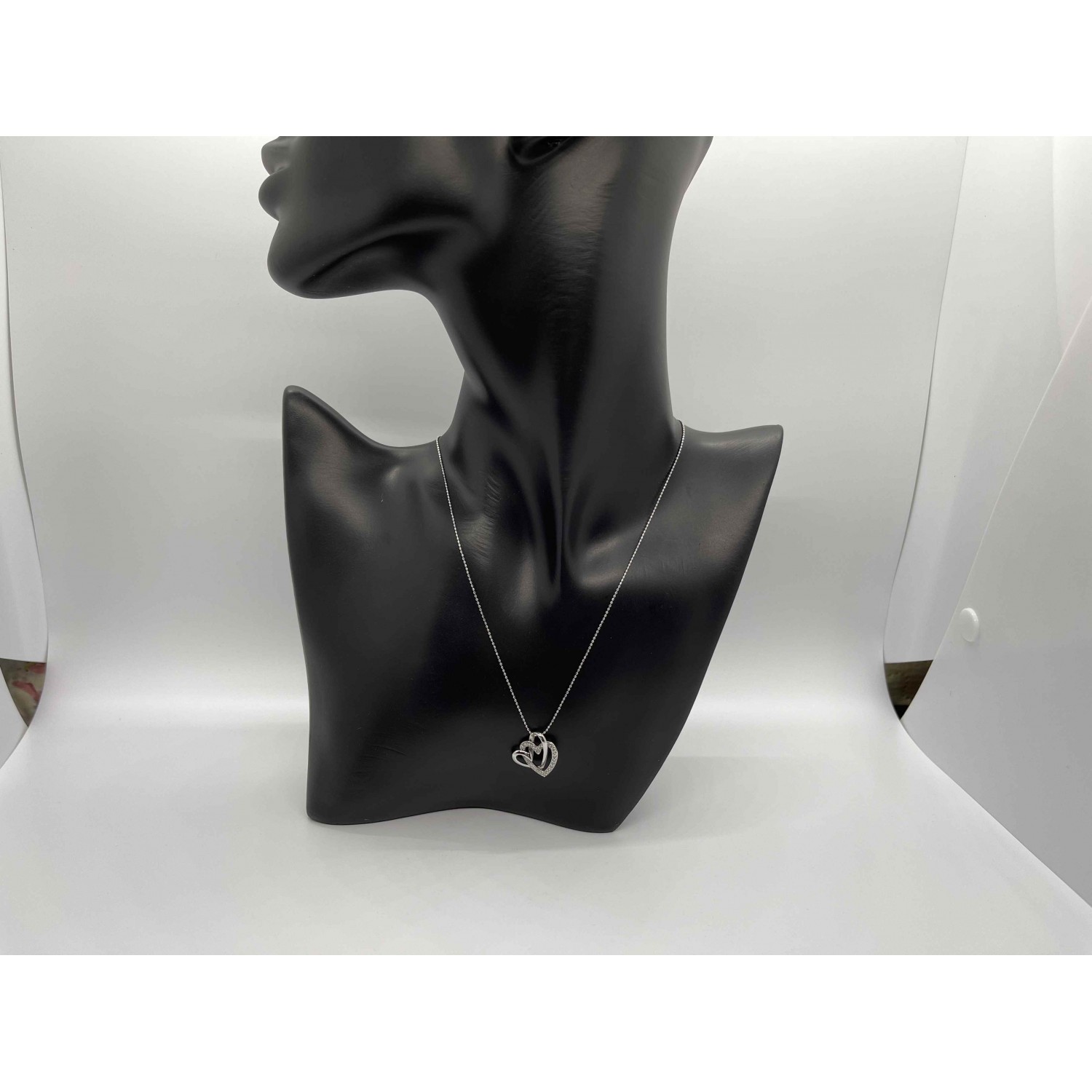 14K White Gold Intertwined Heart Pendant Chain
