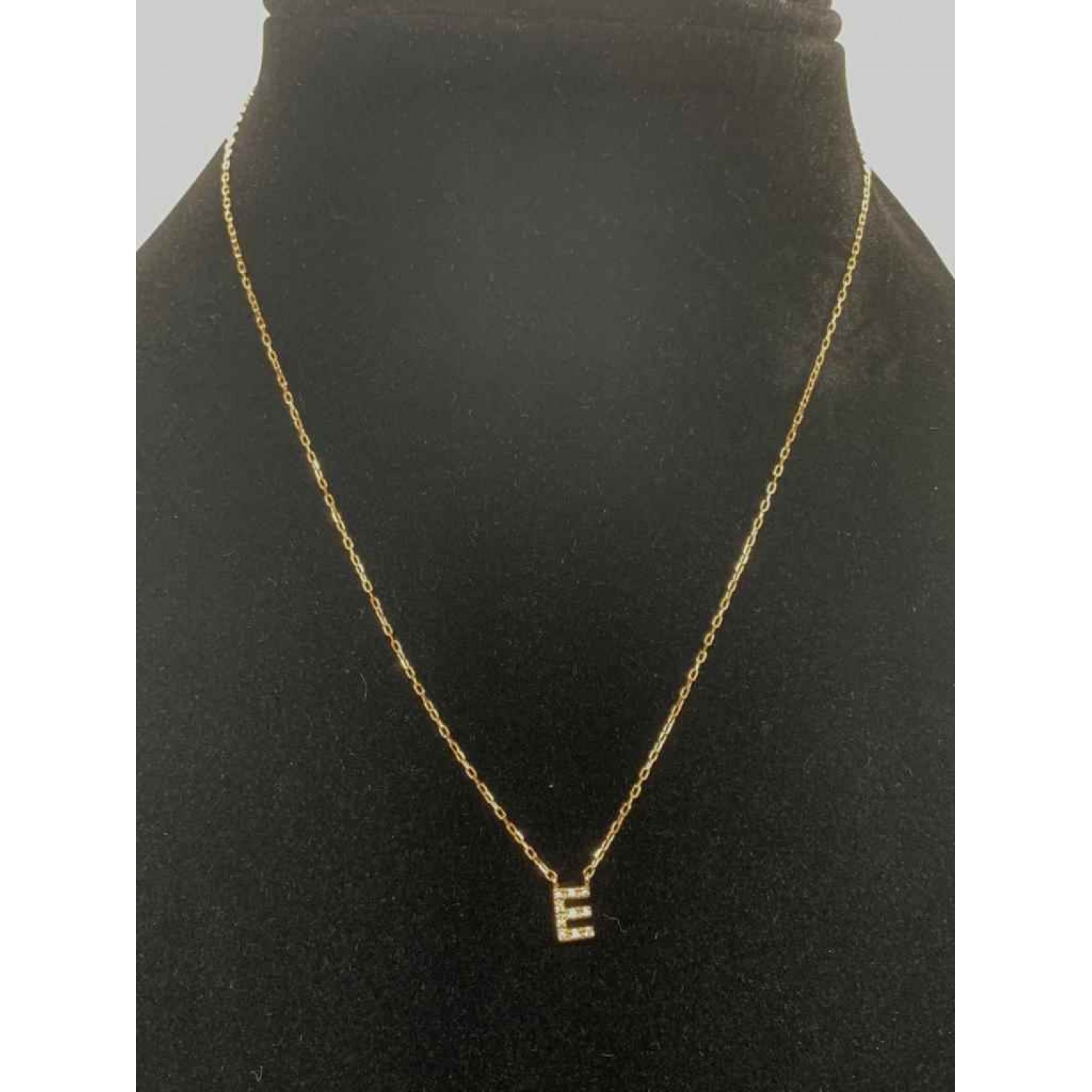 Letter E 10K Gold Pendant Chain 